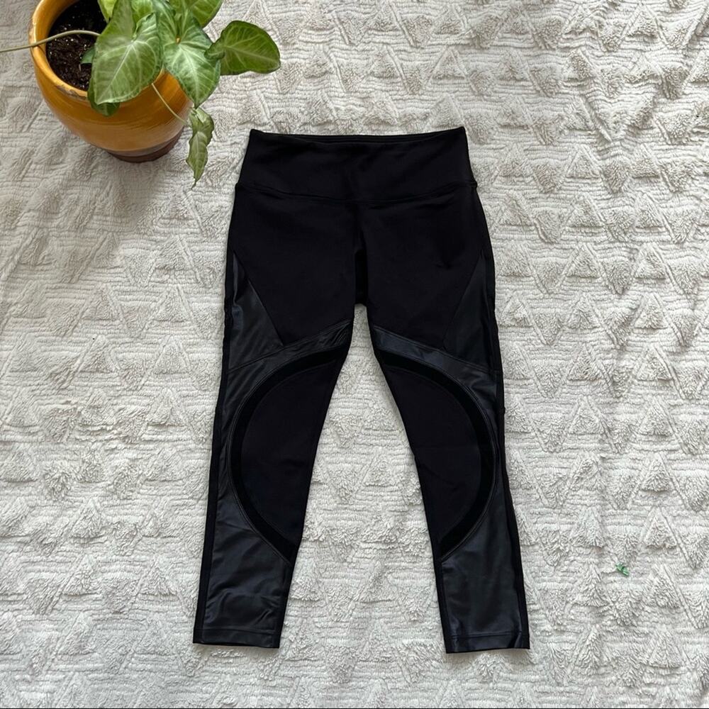 Splits59 Black Panel Cropped Leggings